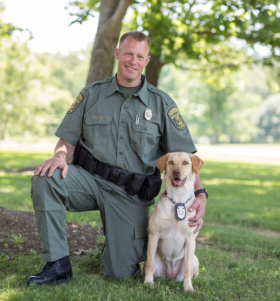 Maître CPO Mark Diluigi et K9 Lily