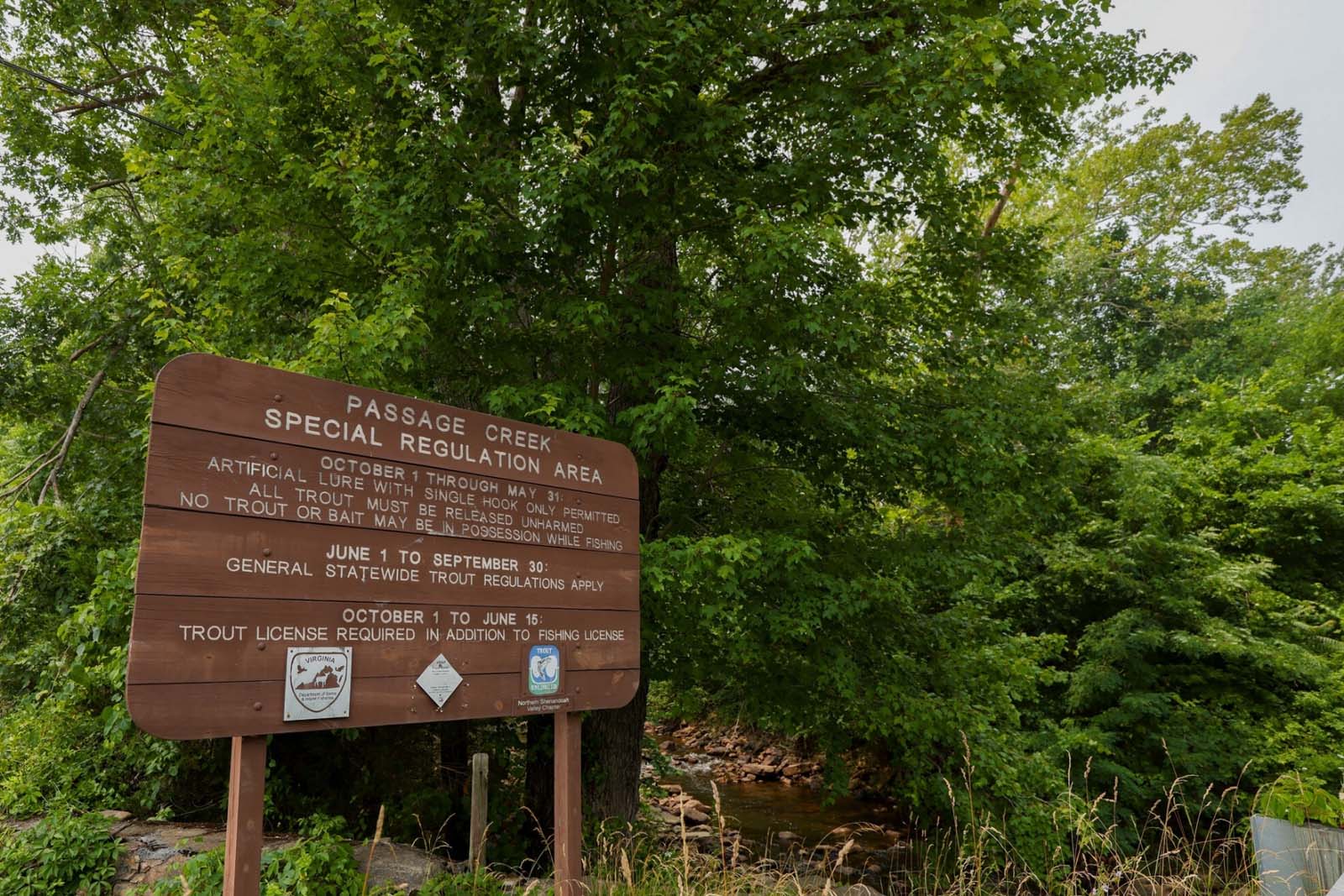 Panneau du ruisseau Brown Passage