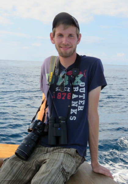 Une image de James Fox sur un bateau
